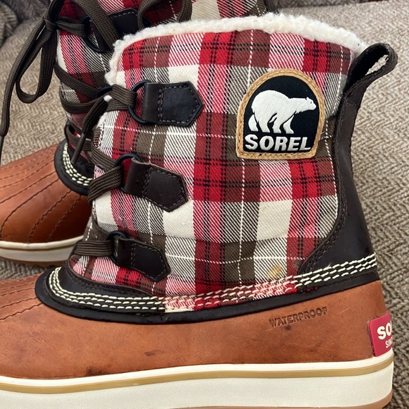 Sorel - Picture 3 of 7